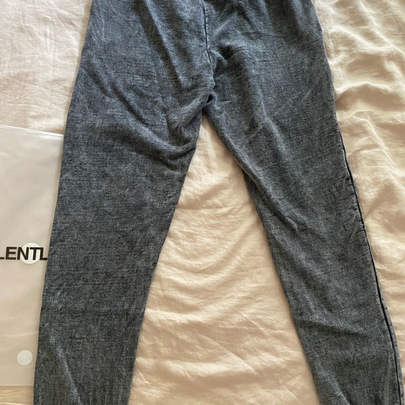 Talentless Black Acid Wash Sweatpants - Picture 4 of 4